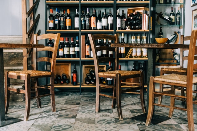 What You Need To Know Before Opening Up a Bar
